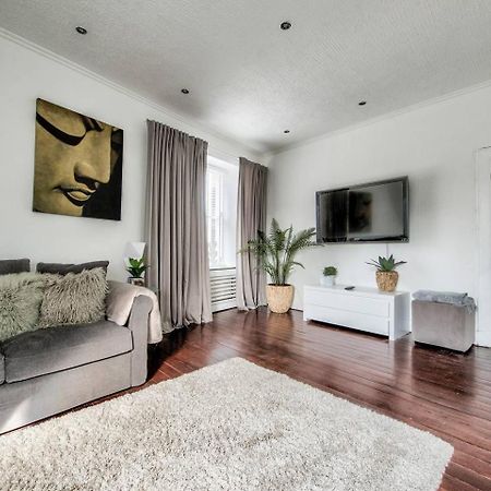Guestready - Modern 2Br Home On The Royal Mile! 爱丁堡 外观 照片