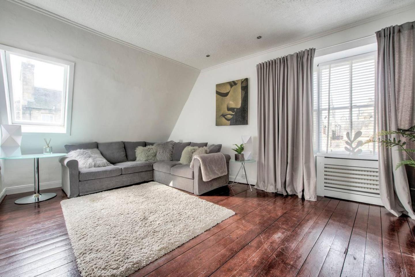 Guestready - Modern 2Br Home On The Royal Mile! 爱丁堡 外观 照片