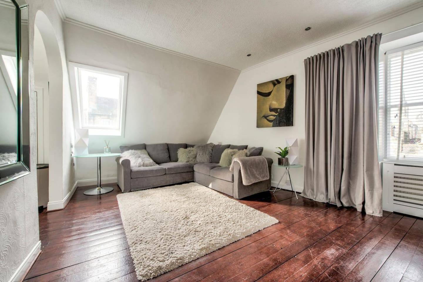 Guestready - Modern 2Br Home On The Royal Mile! 爱丁堡 外观 照片