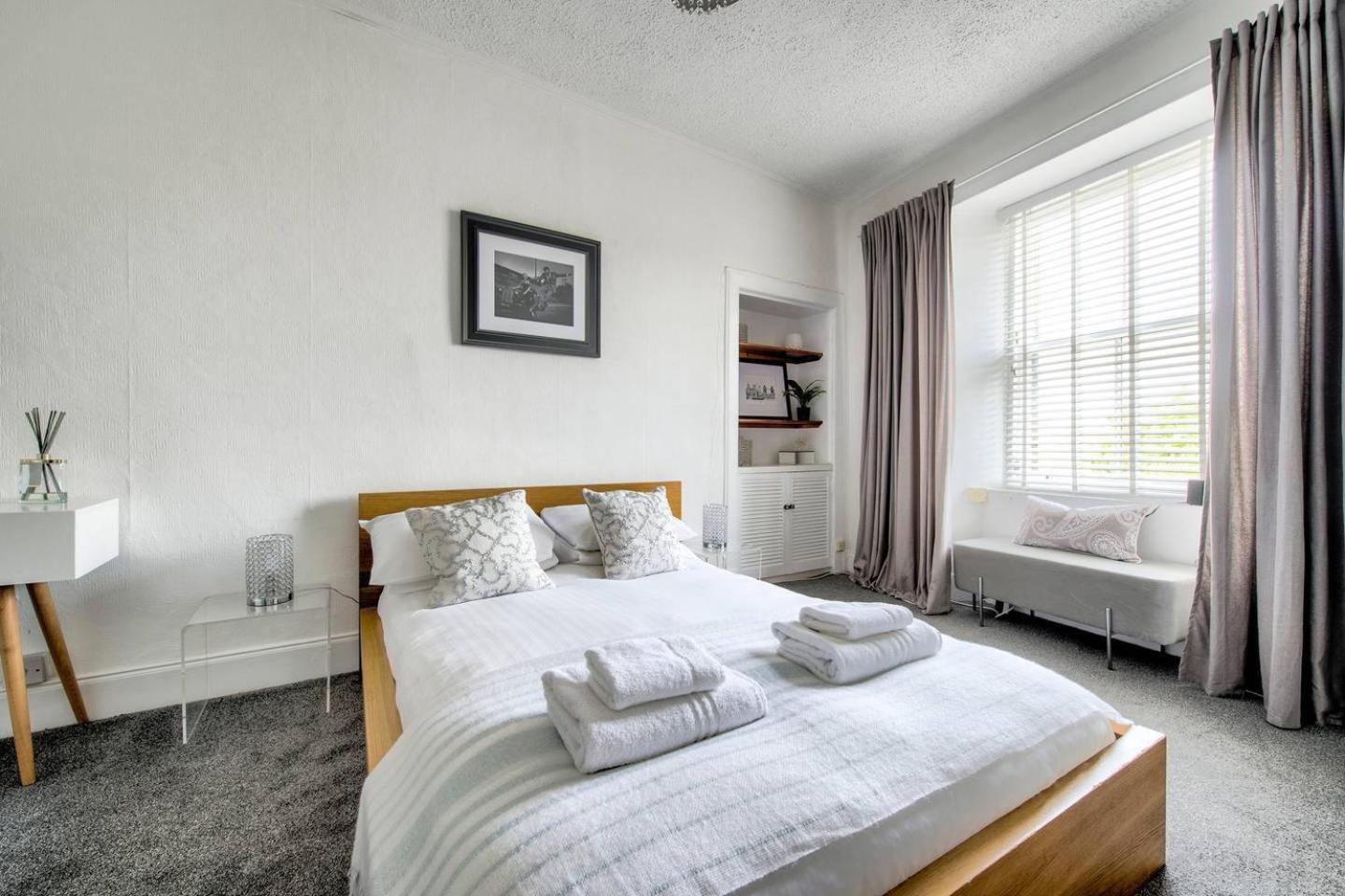Guestready - Modern 2Br Home On The Royal Mile! 爱丁堡 外观 照片